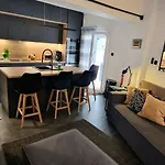 Apartament Stylish Olive Tree Garden In Ano Poli *
