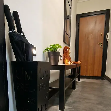 Stylish Olive Tree Garden In Ano Poli 아파트 테살로니키