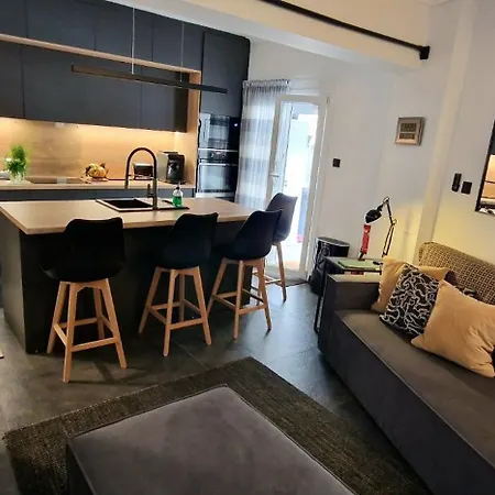 아파트 Stylish Olive Tree Garden In Ano Poli *