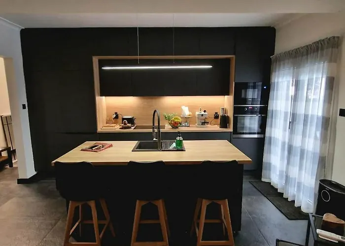 Stylish Olive Tree Garden In Ano Poli Daire